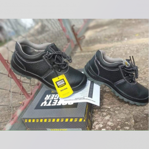 Giày bảo hộ lao động jogger cổ thấp